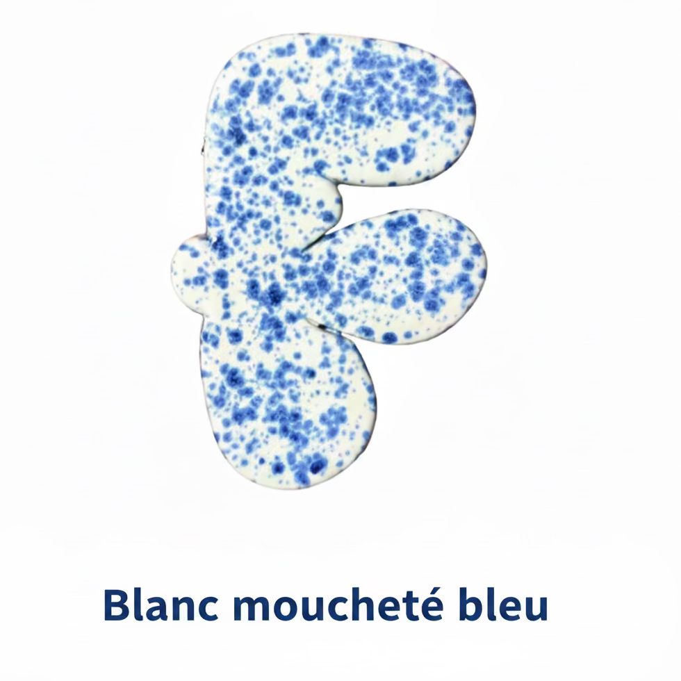 Lettres avec émail spécifique