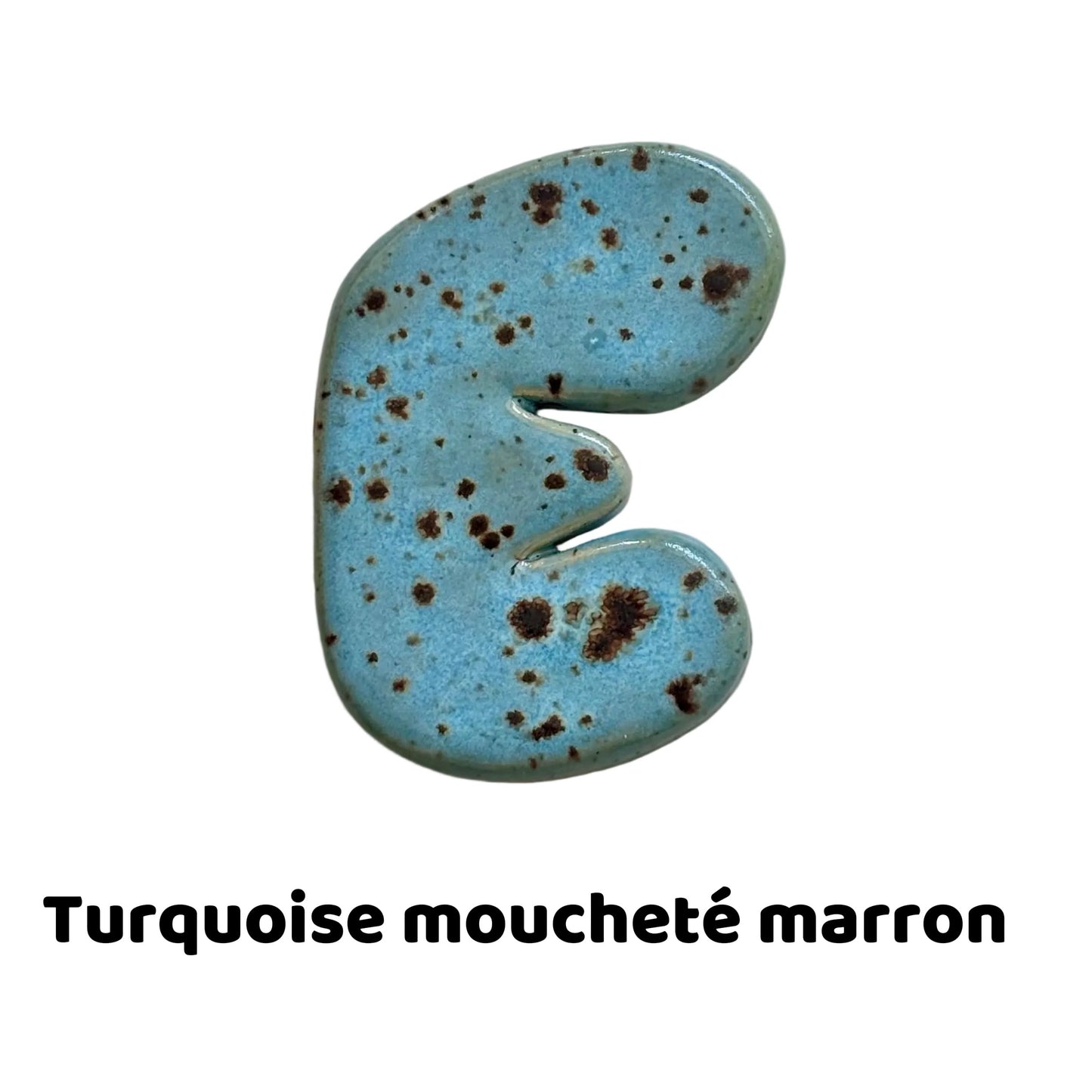 Lettres avec émail spécifique