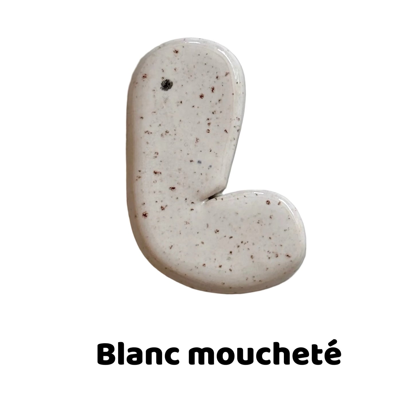 Lettres avec émail spécifique